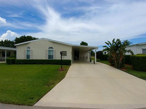 3rd image of 3712 Sandlace Ct