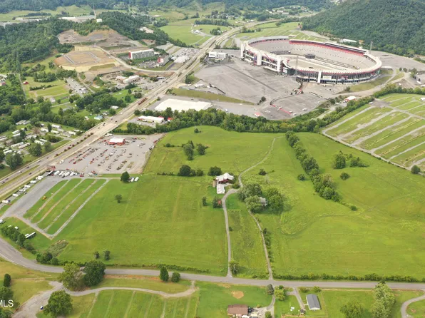 191 White Top Rd, Bluff City, TN 37618