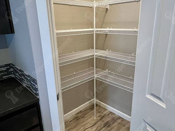 4th image of 61154 Geary Dr