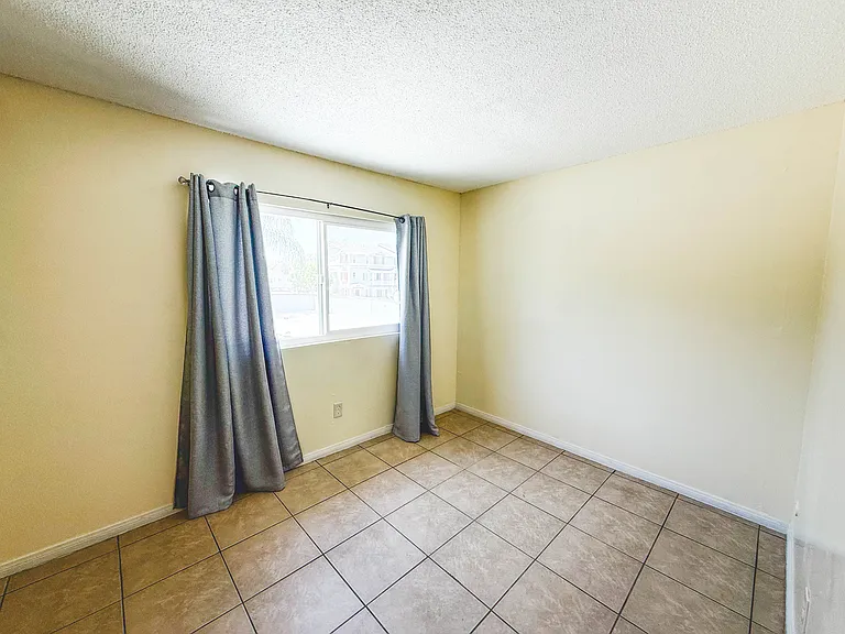 730 Mission Grove Pl — Photo 12