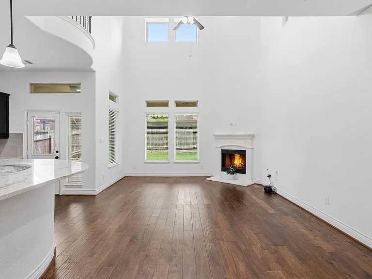 135 Deerfield Meadow Dr — Photo 19