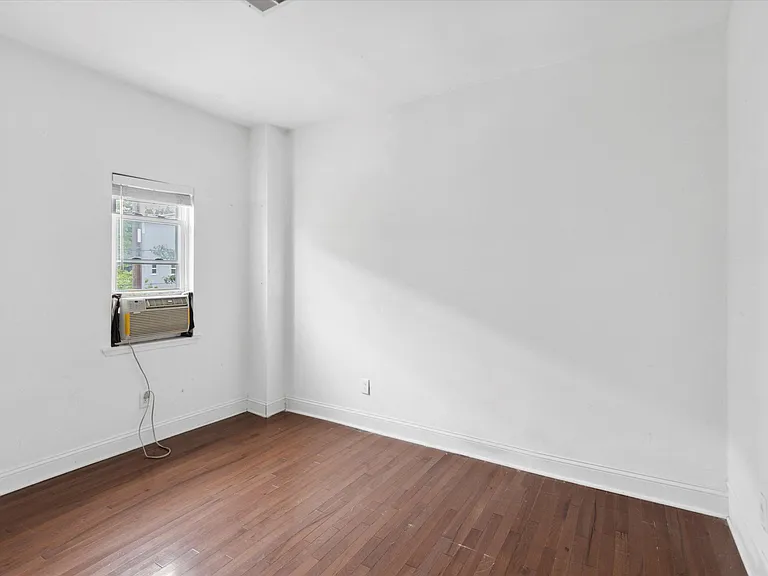 1539 Cecil B Moore Ave #2 — Photo 10