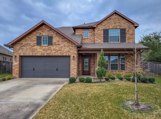 100 Castlegate Ln, Houston, TX 77065
