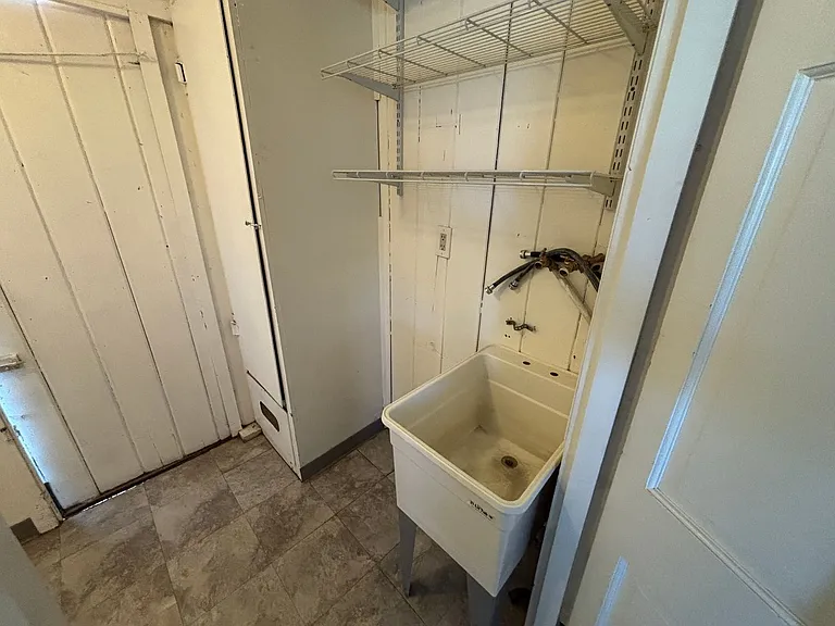 4527 Avon St — Photo 19