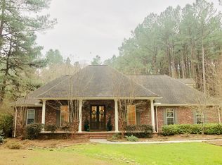 27 Tuckahoe, Hattiesburg, MS 39402