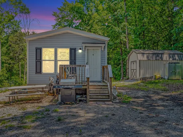 2320 Center Point Rd, Cumberland Furnace, TN 37051