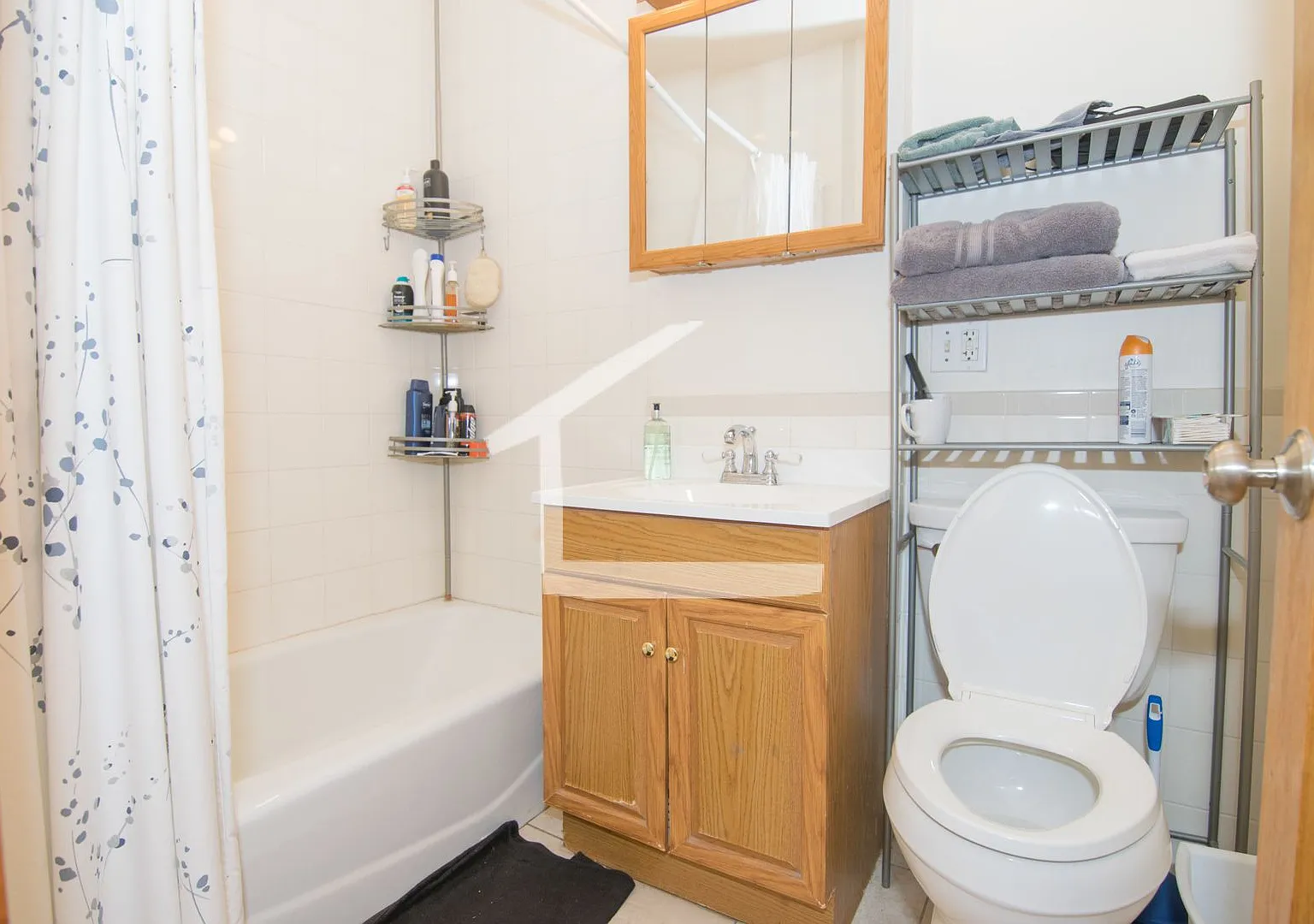 2 bed in Beacon Hill — Photo 4