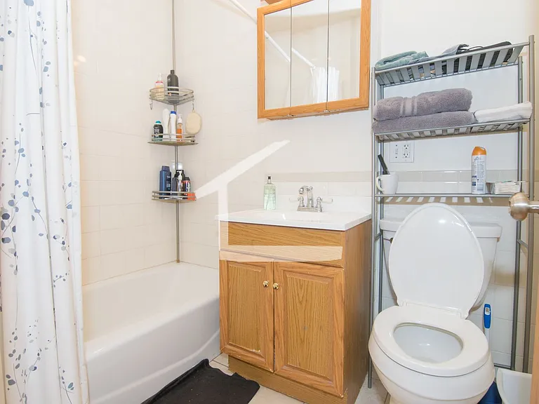 97 Myrtle St #1 — Photo 4