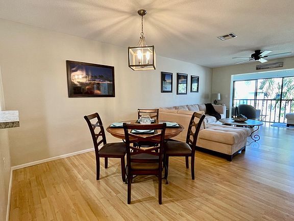 3rd image of 375 Three Lakes Ln Unit B