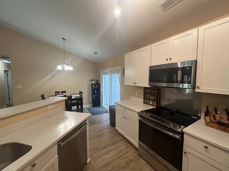 864 Old Folkstone Rd — Photo 9