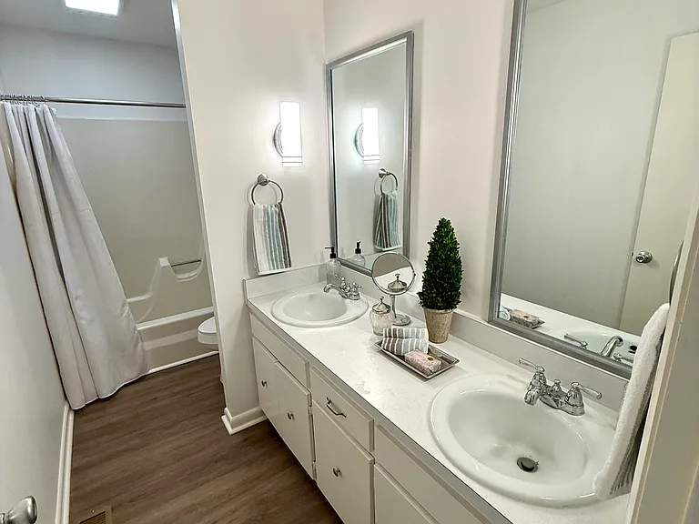 766 Myhr Dr — Photo 14