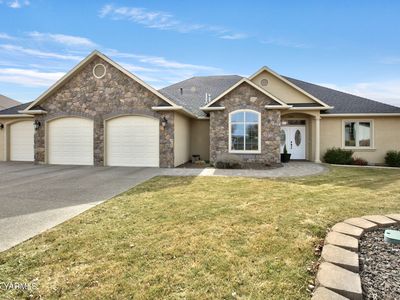 7508 Lyons Ln, Yakima, WA, 98903