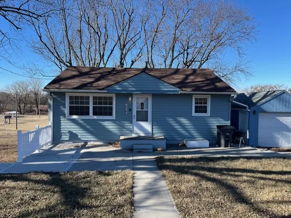 226 N Commercial St, Carson, IA 51525