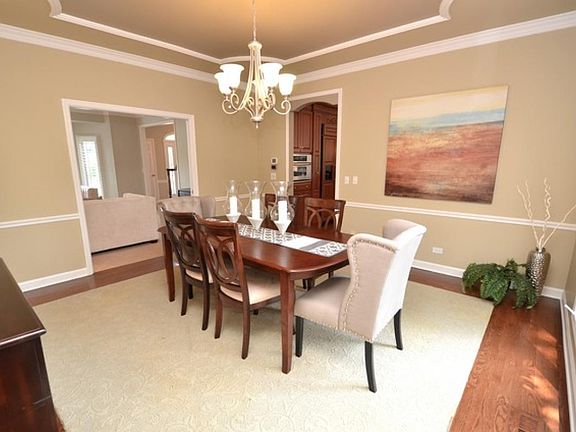 4th image of 2204 River Woods Dr