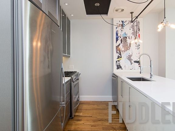 4th image of 395 Leonard St APT 705