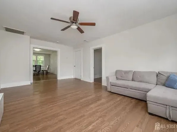115 10th St, Hazlet Township, NJ 07734