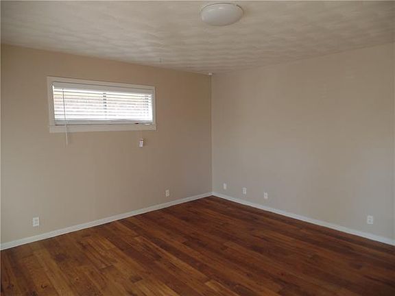 4th image of 1214 Hall St #1214