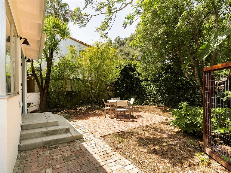 1103 N Nopal St — Photo 25