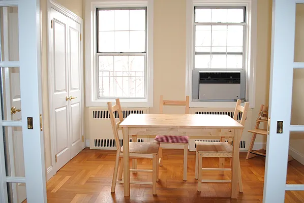 Sold by Landmarc Group | media 14