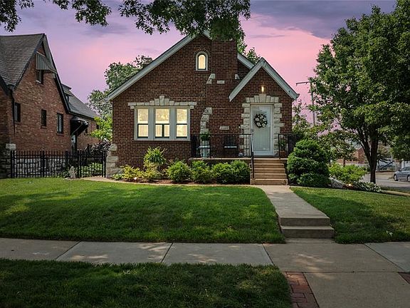 3rd image of 6060 Oleatha Ave