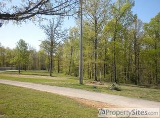 218 Goodman Branch Rd, Hohenwald, TN 38462