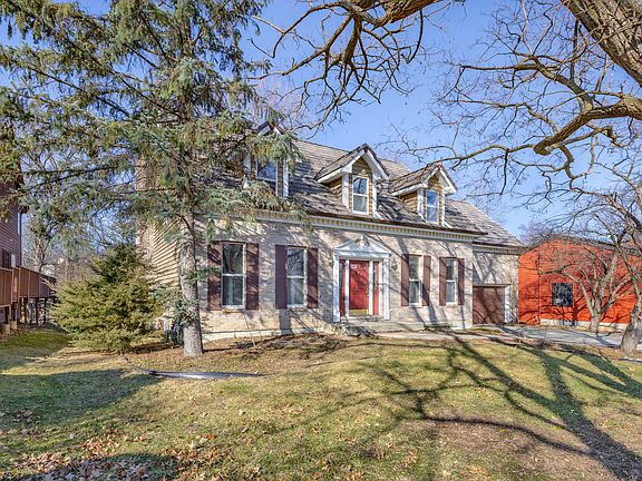 2nd image of 856 Bemis Rd