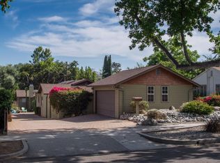 306 Mariposa Ave, Sierra Madre, CA