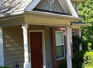 621 Bear Dr, Greenville, SC 29605