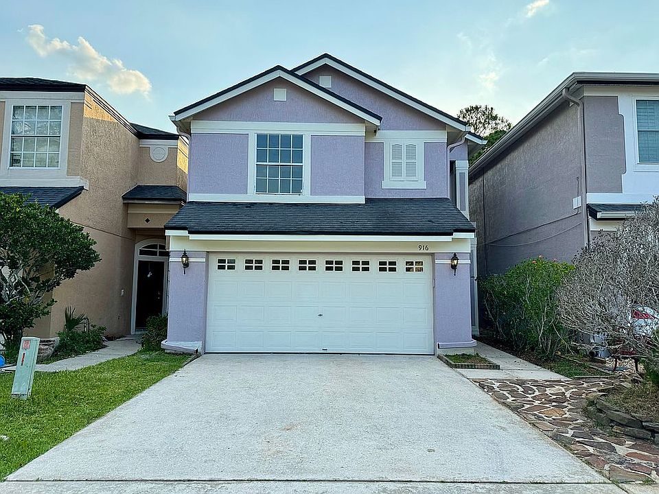1st image of 916 S Lake Sterling Ct