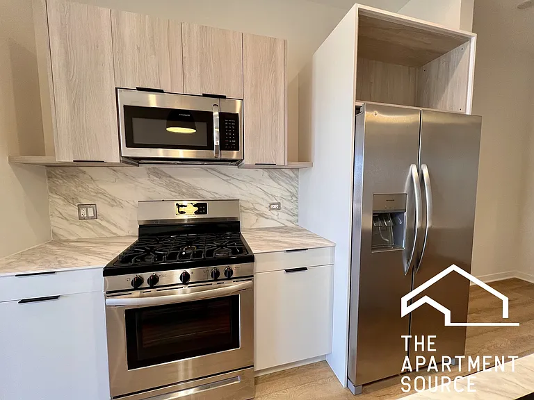 6340 W Belmont Ave #403 — Photo 6