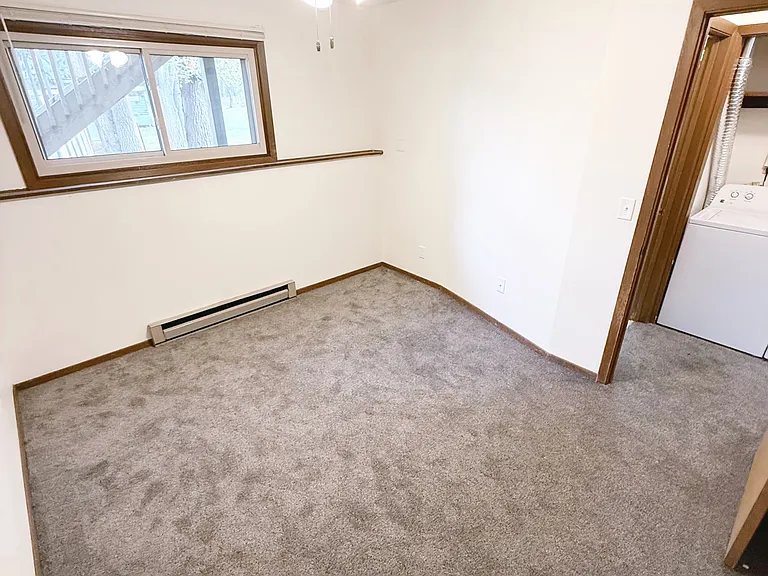 3411 Miller St — Photo 18