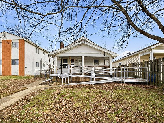 4th image of 2874 Grasmere Ave