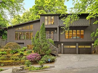 35 SE Laurelhurst Pl, Portland, OR 97214