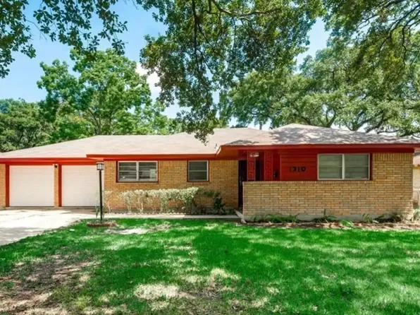 1310 Gulf St, Pasadena, TX 77502