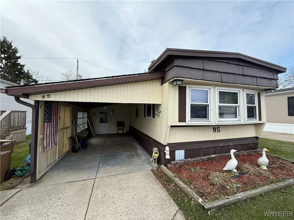 95 Carefree Ln, Buffalo, NY 14227