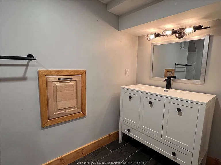 41 Alexandra Ave SW #BACK — Photo 13