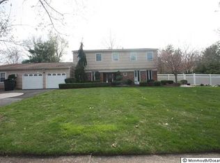 9 Calgary Cir, Morganville, NJ 07751