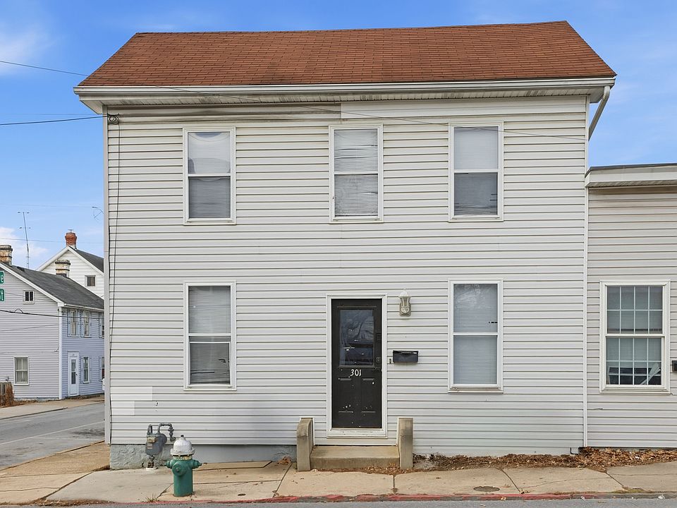 1st image of 301 N Mulberry St #301