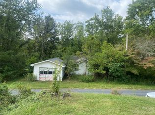 112 Tanglewood Rd, Bakersville, NC 28705