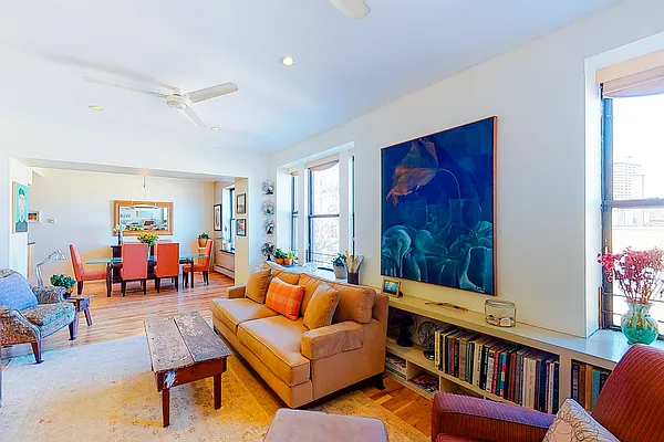 Sold by Compass | media 1