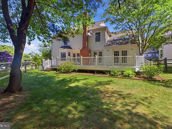 5th image of 8322 Cottage Hill Ct
