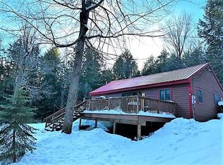 897 Knapp Pond Rd, Cavendish, VT 05142