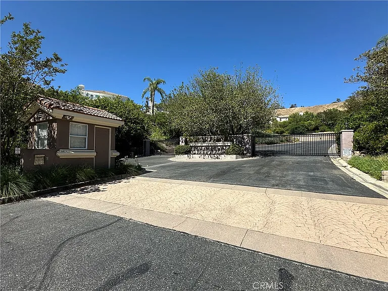 3120 Anasazi Way — Photo 33