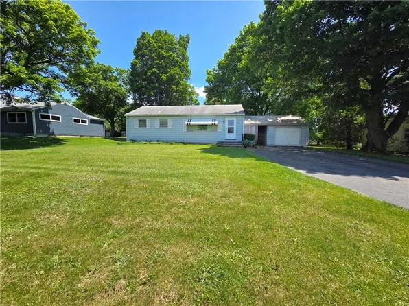 216 Stuart St, Horseheads, NY 14845