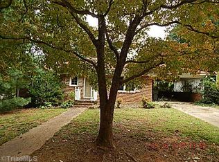 305 Idlewild Dr, Lexington, NC 27295