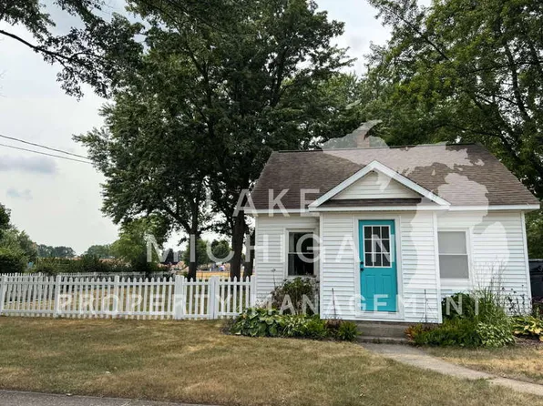 5771 School Ave, Hudsonville, MI 49426