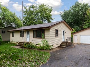 105 Oak Ave SW, Saint Michael, MN 55376