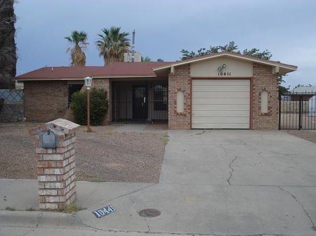 1st image of 10441 McCormick Ln