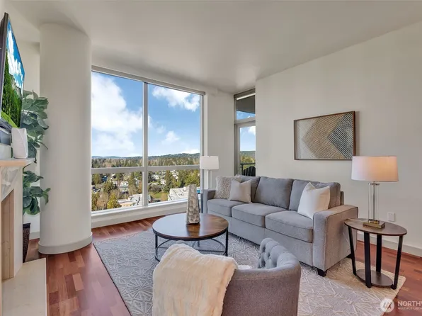 10650 NE 9th Place #2225, Bellevue, WA 98004