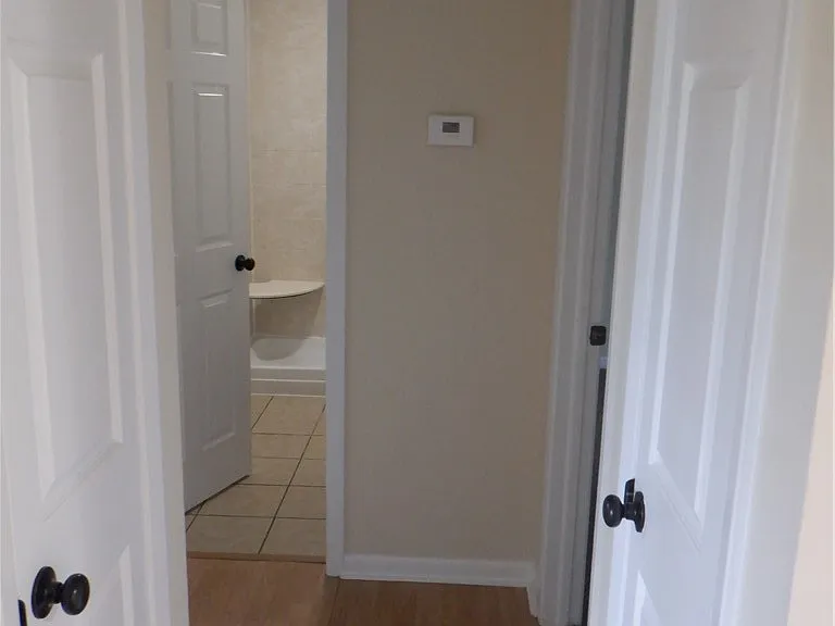 101 W Hill St — Photo 15